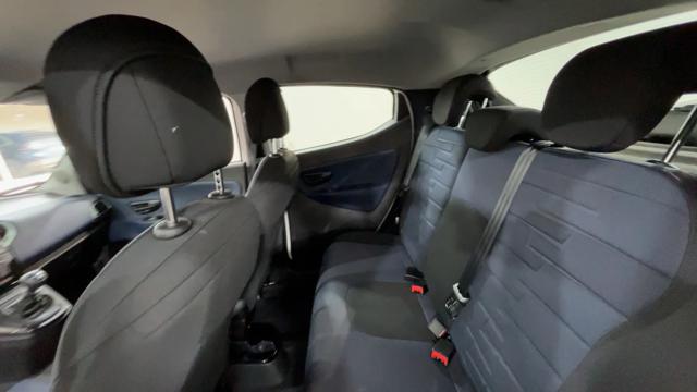 LANCIA Ypsilon usata, con ESP