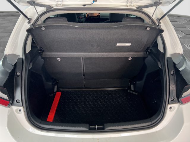 TOYOTA Yaris usata 12