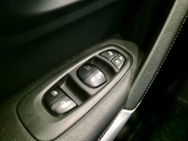 RENAULT Kadjar usata, con Sensori di parcheggio posteriori