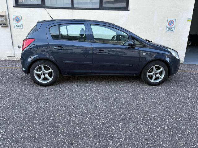 OPEL Corsa usata, con Alzacristalli elettrici