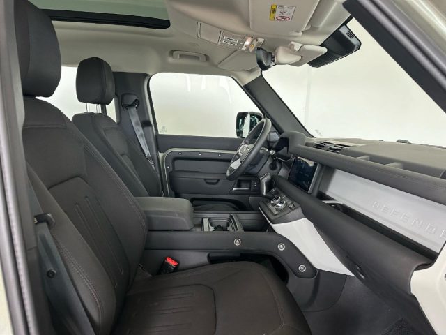 LAND ROVER Defender usata, con Airbag laterali