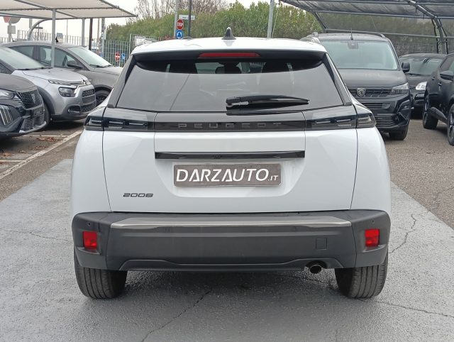 PEUGEOT 2008 usata, con Luci diurne LED
