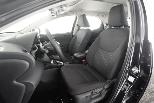 TOYOTA Yaris usata 2