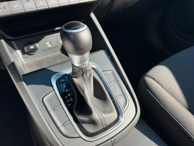 HYUNDAI Kona usata, con Autoradio