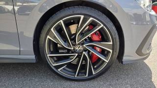 VOLKSWAGEN Golf usata, con Autoradio