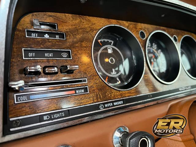 JEEP Wagoneer usata 29