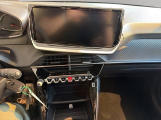 PEUGEOT 208 usata, con Park Distance Control