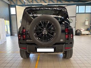 LAND ROVER Defender usata, con Autoradio
