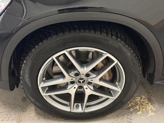 MERCEDES-BENZ GLC 300 usata 23