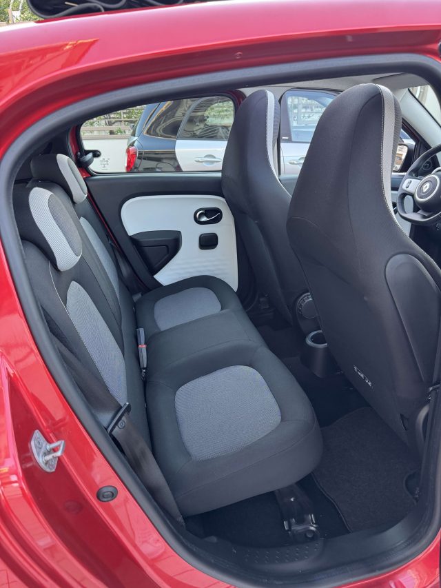 RENAULT Twingo usata, con Climatizzatore