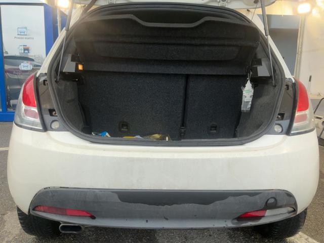 LANCIA Ypsilon usata, con Cronologia tagliandi