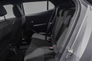 PEUGEOT 2008 usata, con Sensore di luce