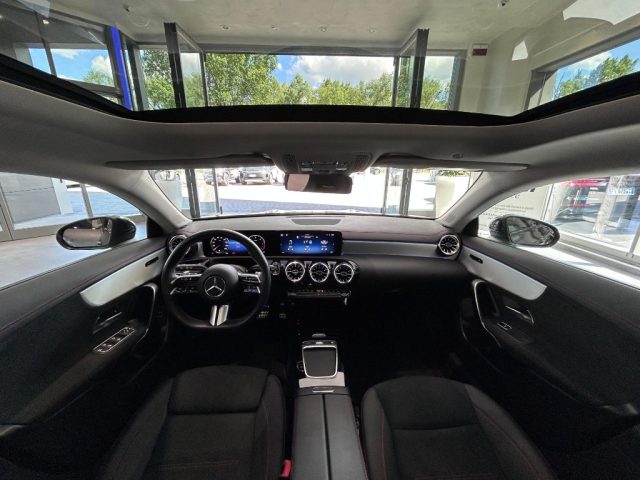 MERCEDES-BENZ CLA 200 usata, con Regolazione elettrica sedili