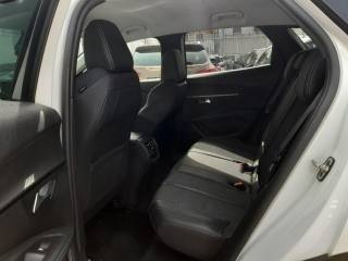 PEUGEOT 3008 usata, con Leve al volante