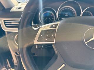 MERCEDES-BENZ E 200 usata 58