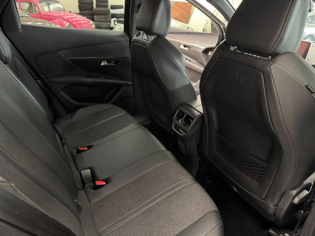 PEUGEOT 3008 usata, con Fari Xenon
