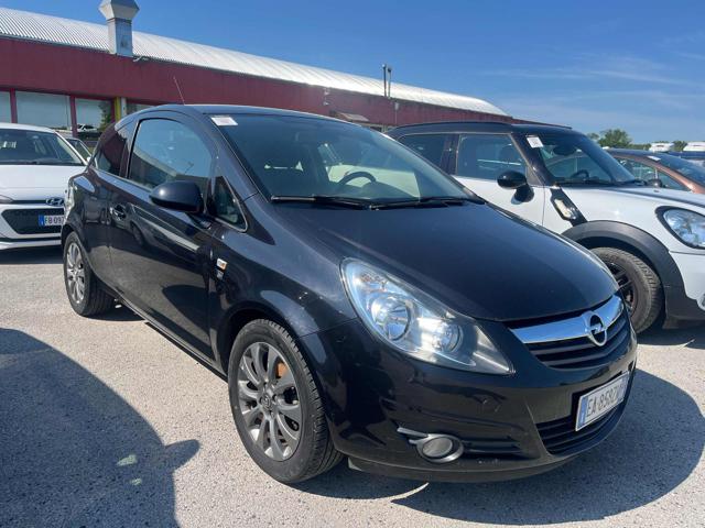 OPEL Corsa usata, con Airbag
