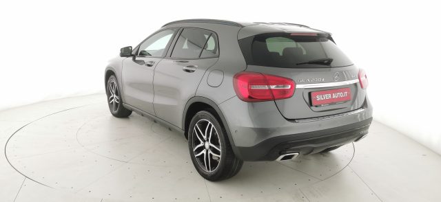 MERCEDES-BENZ GLA 200 usata, con Alzacristalli elettrici