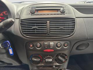 FIAT Punto usata 14