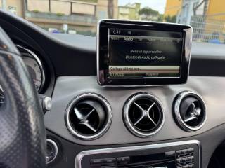 MERCEDES-BENZ GLA 200 usata, con Controllo automatico clima