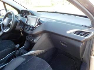 PEUGEOT 2008 usata, con Sedile posteriore sdoppiato