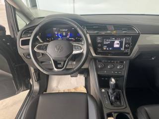 VOLKSWAGEN Touran usata, con ESP