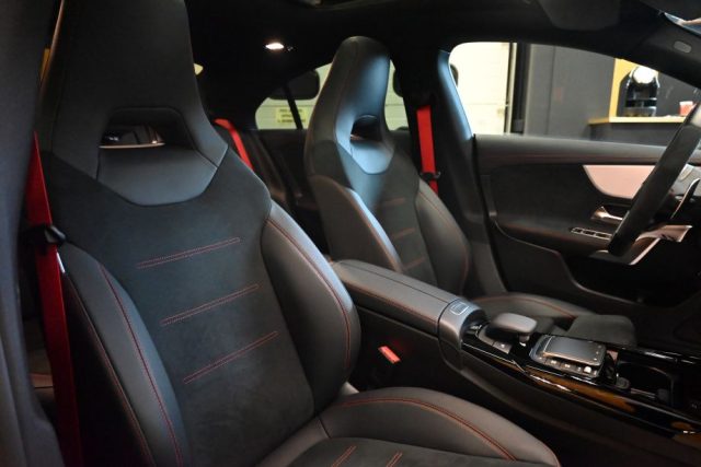 MERCEDES-BENZ CLA 45 AMG usata 36