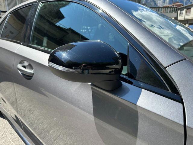MERCEDES-BENZ A 45 S AMG usata, con Leve al volante