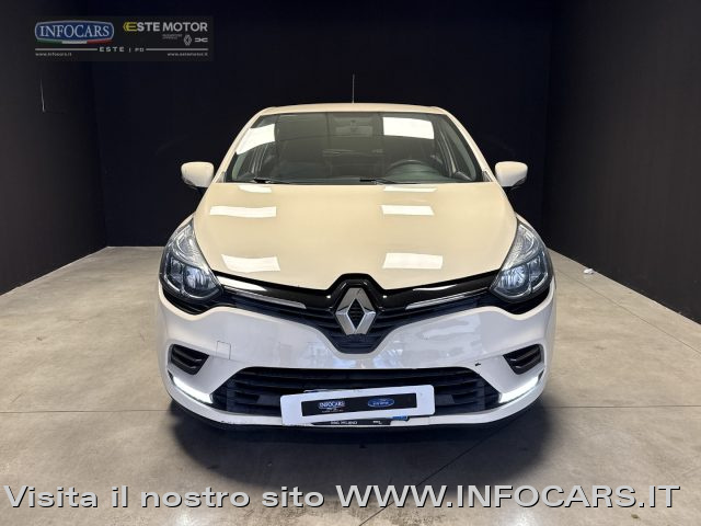 RENAULT Clio usata, con Luci diurne LED