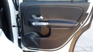 MERCEDES-BENZ GLB 200 usata, con Adaptive Cruise Control