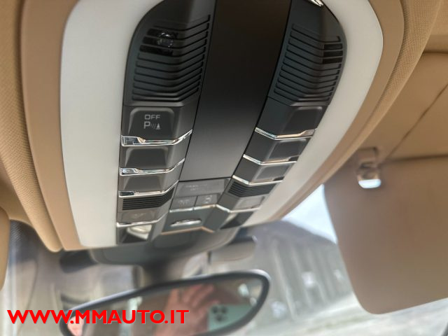 PORSCHE Cayenne usata, con Servosterzo
