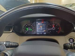 LAND ROVER Range Rover Velar usata, con Sedili riscaldati