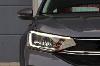 VOLKSWAGEN Taigo usata, con Fari LED