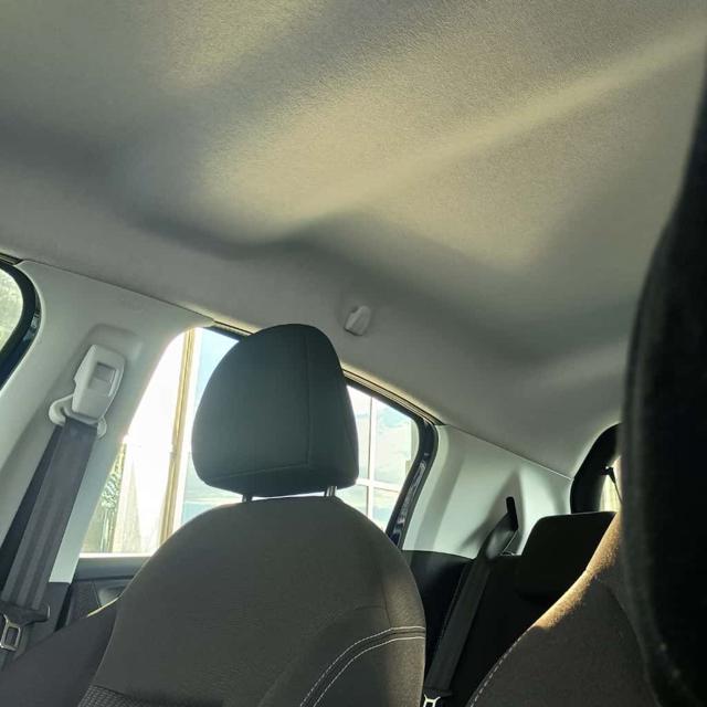 PEUGEOT 208 usata, con Sedile posteriore sdoppiato