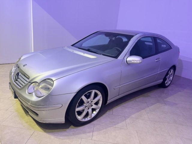 MERCEDES-BENZ C 220 usata 2