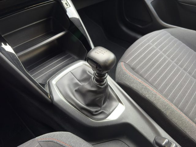 PEUGEOT 208 usata, con Autoradio digitale