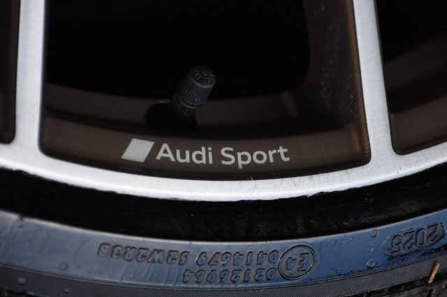 AUDI TT usata, con USB