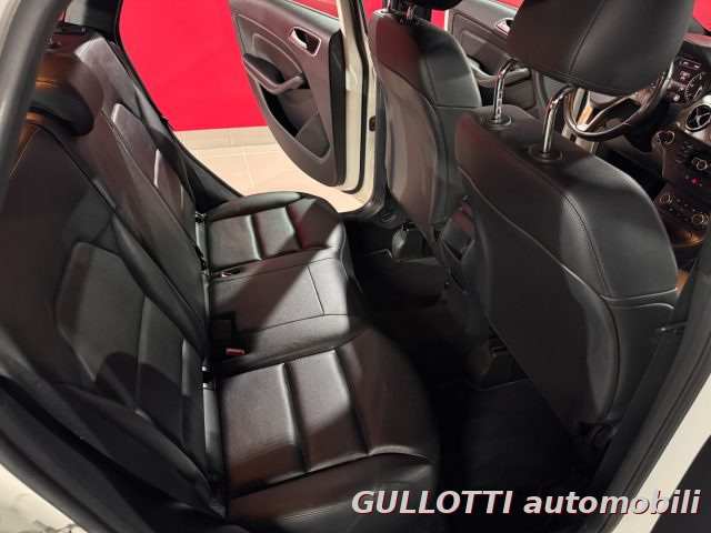 MERCEDES-BENZ B 180 usata, con Isofix