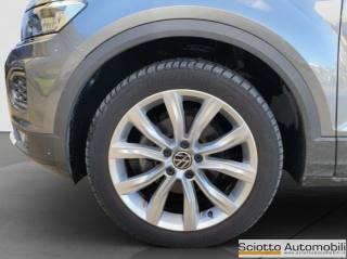 VOLKSWAGEN T-Roc usata, con Specchietti laterali elettrici