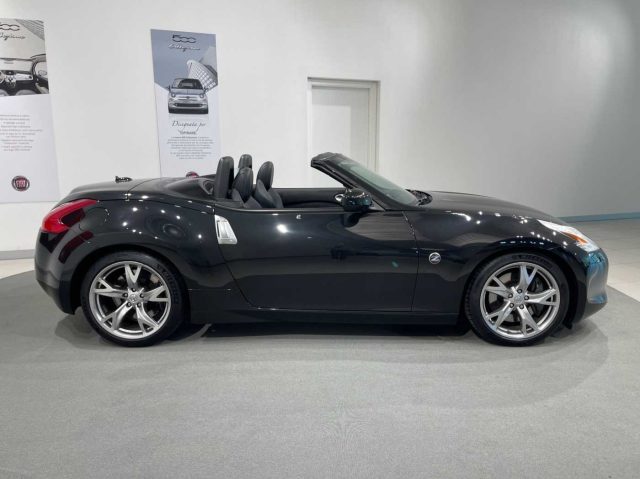NISSAN 370Z usata, con Autoradio