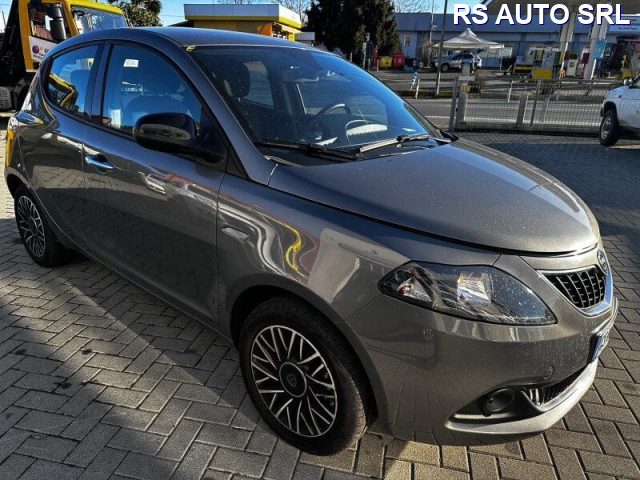 LANCIA Ypsilon usata, con ABS