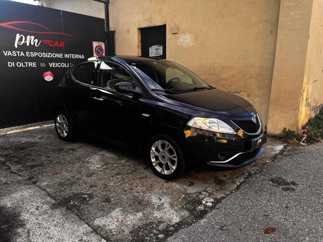 LANCIA Ypsilon usata, con Airbag