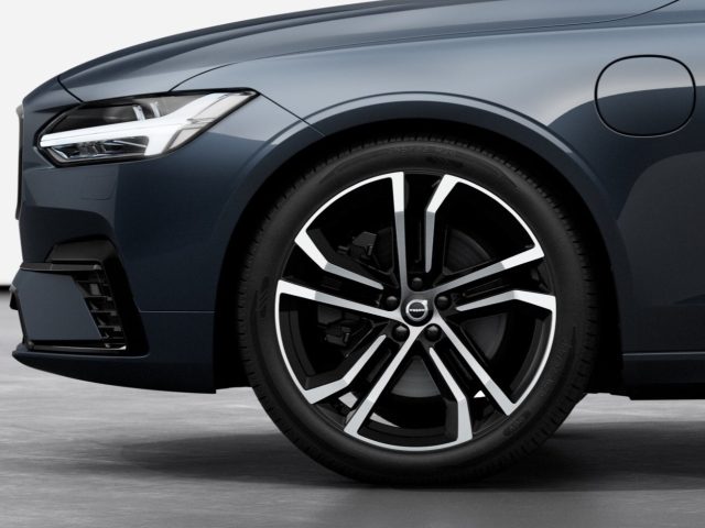 VOLVO V90 usata, con Autoradio