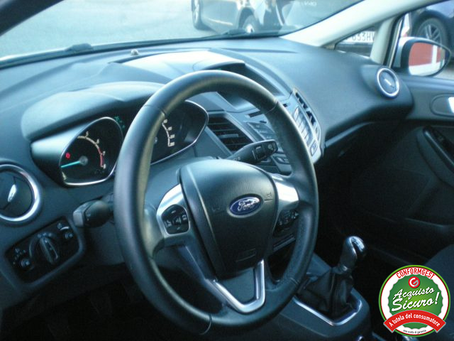 FORD Fiesta usata 13
