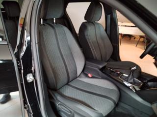 PEUGEOT 2008 usata, con Interni in pelle