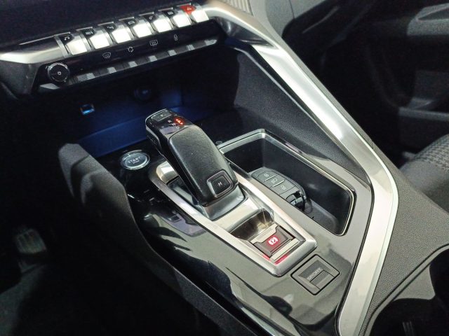 PEUGEOT 5008 usata, con Climatizzatore