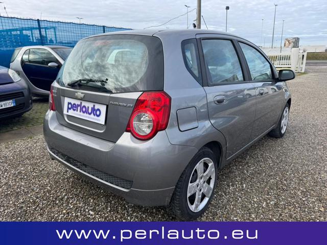 CHEVROLET Aveo usata, con Autoradio