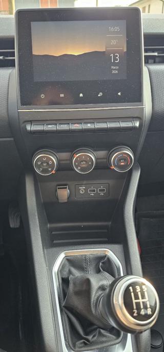 RENAULT Clio usata, con Park Distance Control