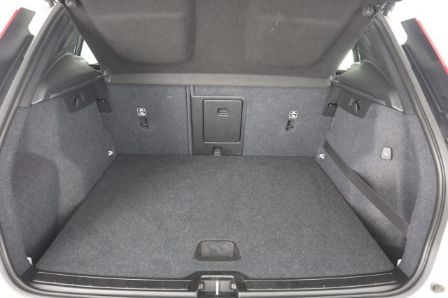 VOLVO XC40 usata 5