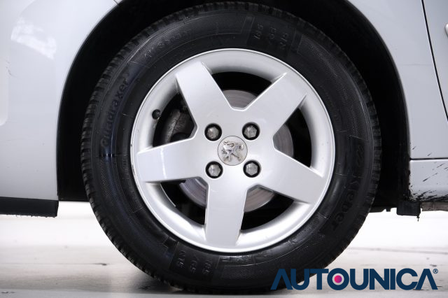 PEUGEOT 207 usata, con Fendinebbia
